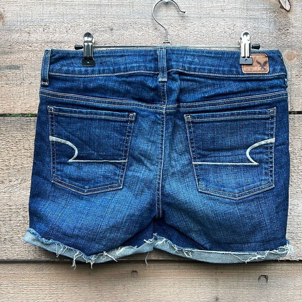 American Eagle Outfitters Women's Dark Wash Raw Hem Cuffed Denim Shorts - Picture 5 of 8